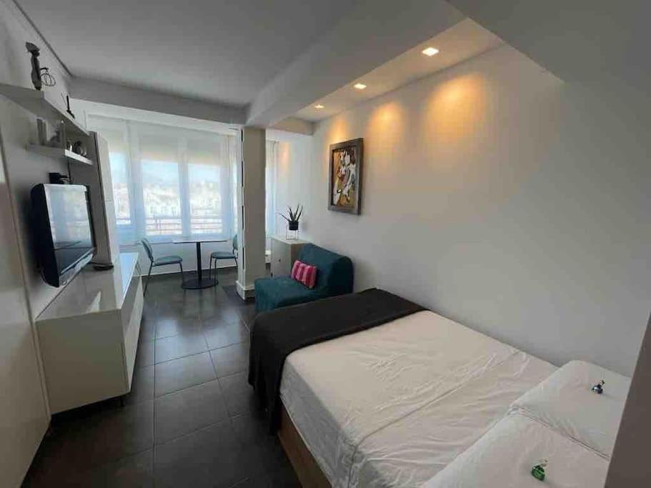 Centrico Apartamento En El Riscal 阿利坎特 外观 照片